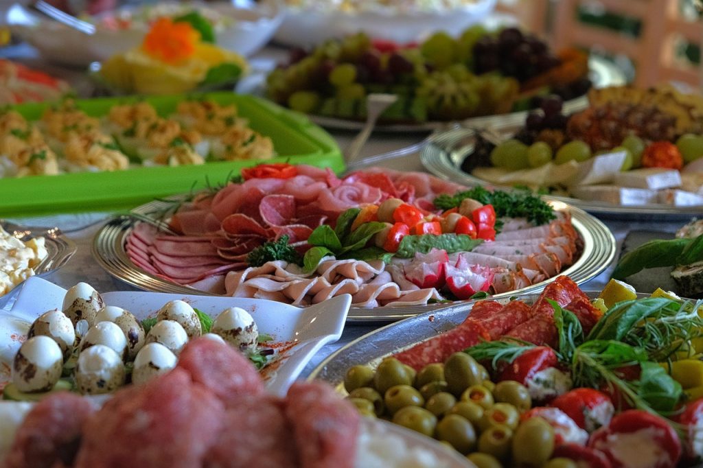 Private Party Caterers in the UK | Hire A Caterer